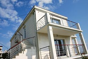 In Center Near the Marina and Beach