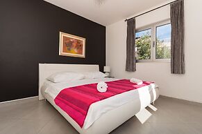 In Center Near the Marina and Beach