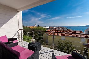 In Center Near the Marina and Beach