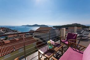 Amaizing sea View in Center and Near the Beach