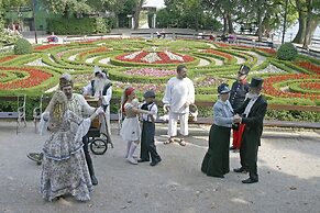 Luxury Apartment in Opatija for 8 People With Pool and Silk Bedding