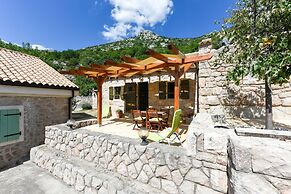 Traditional Stone House Bura - Nature Park Velebit