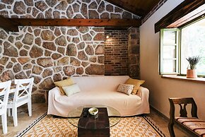 Traditional Stone House Bura - Nature Park Velebit