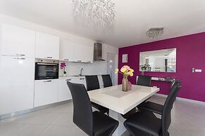 In Center Near the Marina and Beach