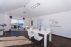 In Center Near the Marina and Beach