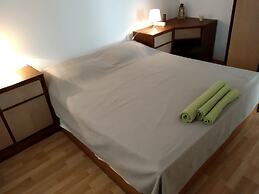 Apartment for 4 Guests Near the Beach in Biograd, Lovely Garden Modern