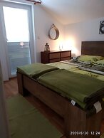 Apartment for 4 Guests Near the Beach in Biograd, Lovely Garden Modern