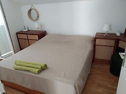 Apartment for 4 Guests Near the Beach in Biograd, Lovely Garden Modern