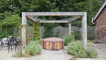 Super Spacious Barn Conversion With Free Wifi, Netflix Fireplace