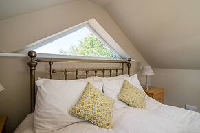 Super Spacious Barn Conversion With Free Wifi, Netflix Fireplace