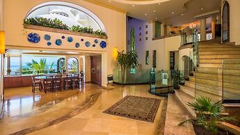 Luxury Beach Frontage Villa With Amazing Views for Rent