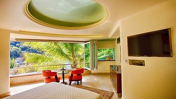 Luxury Beach Frontage Villa With Amazing Views for Rent