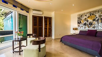 Luxury Beach Frontage Villa With Amazing Views for Rent