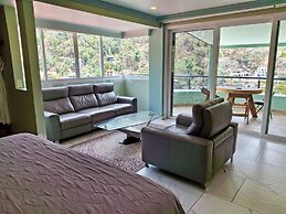Luxury Beach Frontage Villa With Amazing Views for Rent