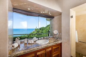 Luxury Beach Frontage Villa With Amazing Views for Rent
