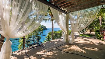 Luxury Beach Frontage Villa With Amazing Views for Rent