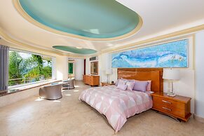 Luxury Beach Frontage Villa With Amazing Views for Rent