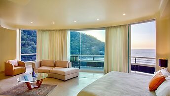 Luxury Beach Frontage Villa With Amazing Views for Rent