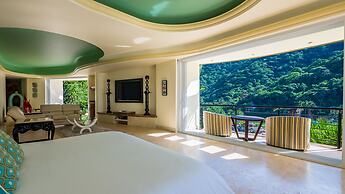 Luxury Beach Frontage Villa With Amazing Views for Rent