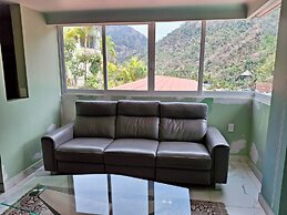Luxury Beach Frontage Villa With Amazing Views for Rent