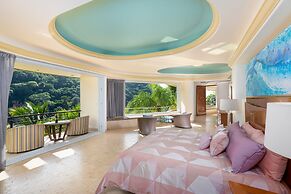 Luxury Beach Frontage Villa With Amazing Views for Rent