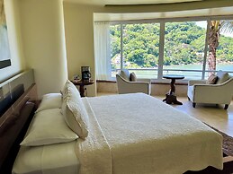 Luxury Beach Frontage Villa With Amazing Views for Rent