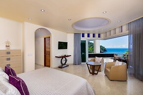 Luxury Beach Frontage Villa With Amazing Views for Rent