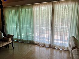 Luxury Beach Frontage Villa With Amazing Views for Rent