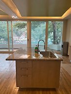 Luxury Beach Frontage Villa With Amazing Views for Rent