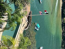 Luxury Beach Frontage Villa With Amazing Views for Rent