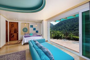 Luxury Beach Frontage Villa With Amazing Views for Rent