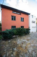 No5 Town-view Attic Studio