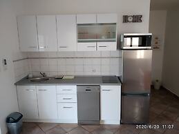 Great Location in Biograd, Large Terrace and 200m to the Beach! 2 Gues