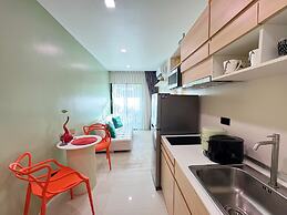Safari 39sqm 1br Apartment Pool Walk to Naiyang Beach