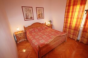 Apartment Maris With Nice sea View