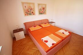 Apartment Maris With Nice sea View