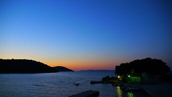 Holiday House Kolic for 2 Persons