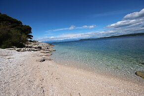 Apartment Located Directly on the Sea, With sea Views and Stunning Vie