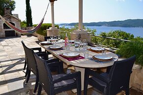 Restored 350 Year old Villa, Stunning Views, Idyllic Location, Large P