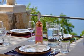 Restored 350 Year old Villa, Stunning Views, Idyllic Location, Large P