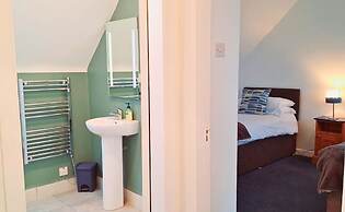 Dingle Harbour Cottages