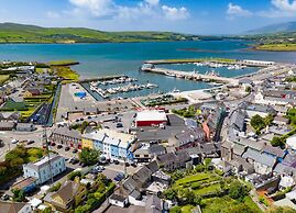 Dingle Harbour Cottages