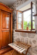 Traditional Stone House Adrian