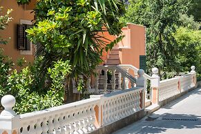 An Apartment Kamelia