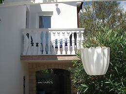 New And Completely Renovated Apartment 5-1