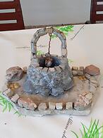 New And Completely Renovated Apartment 5-1