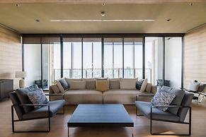 Price2 Space4, 500m Bts, Rooftop Pool, High Speed Wifi