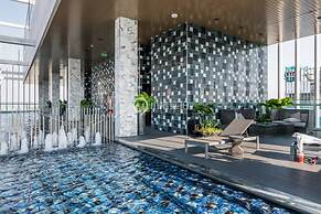 Price2 Space4, 500m Bts, Rooftop Pool, High Speed Wifi