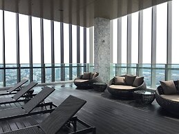 1br Park24, Lux Condo City Cente, 500m bts E5, Skytop Pool