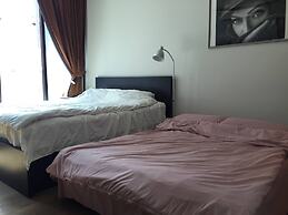 1br Park24, Lux Condo City Cente, 500m bts E5, Skytop Pool